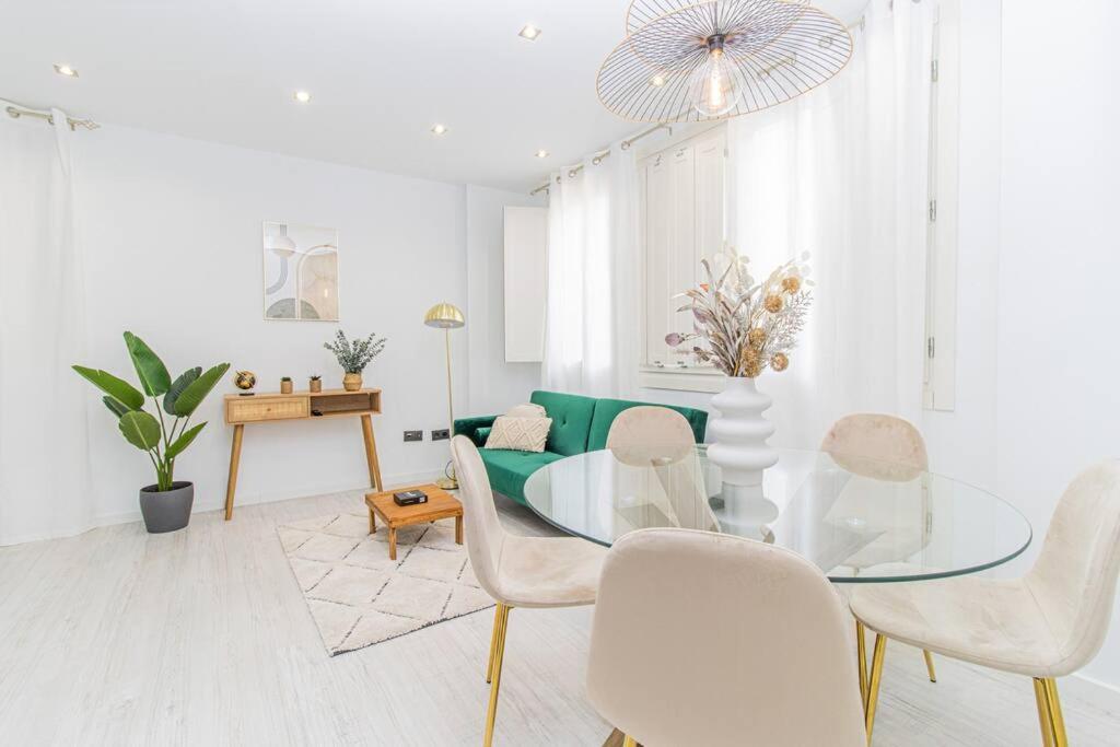 サラゴサLuxury Duplex Plaza Del Pilarアパートメント エクステリア 写真